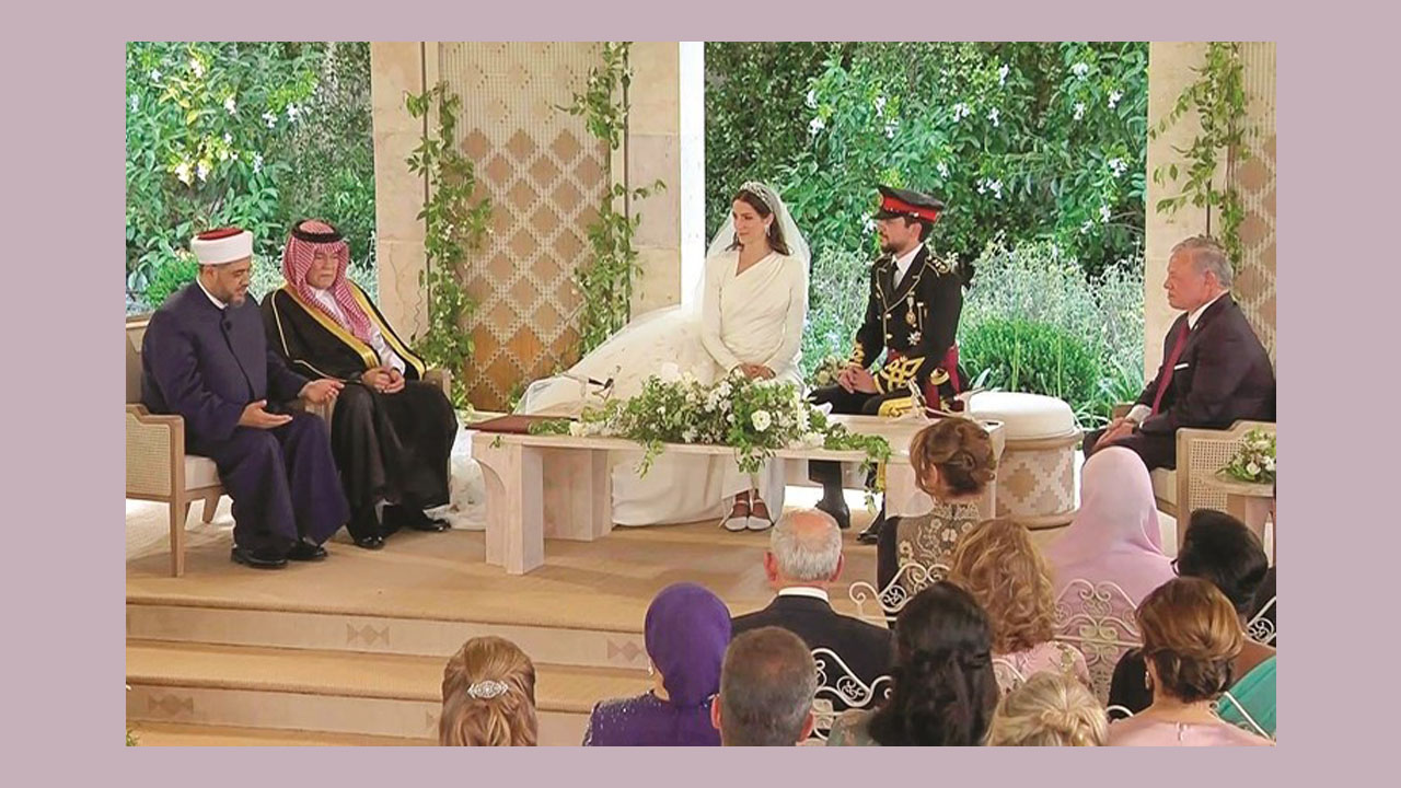 جريدة الخليج الكويتية/ فيديو – إتمام اجراءات # الزفاف الملكي لولي عهد الأردن الأمير الحسين بن عبد الله ورجوة السيف