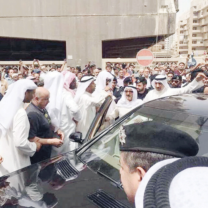 الوحدة الوطنية .. الدرس الأبرز في الذكرى الأولى لفاجعة مسجد الصادق