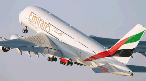 طيران الإمارات تشغل العملاقة ايرباص «A380» على جميع رحلاتها إلى إسبانيا