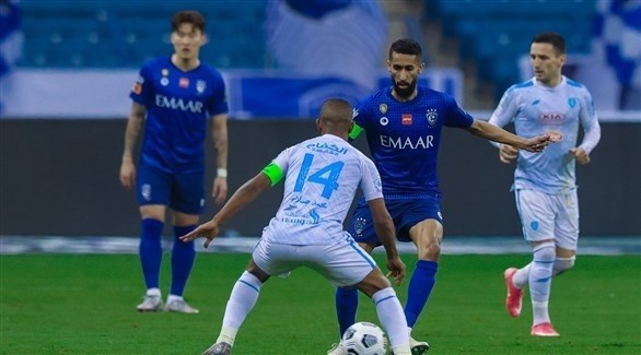 الفتح يهزم الهلال بثنائية نظيفة ويجرده من لقب بطل الكأس