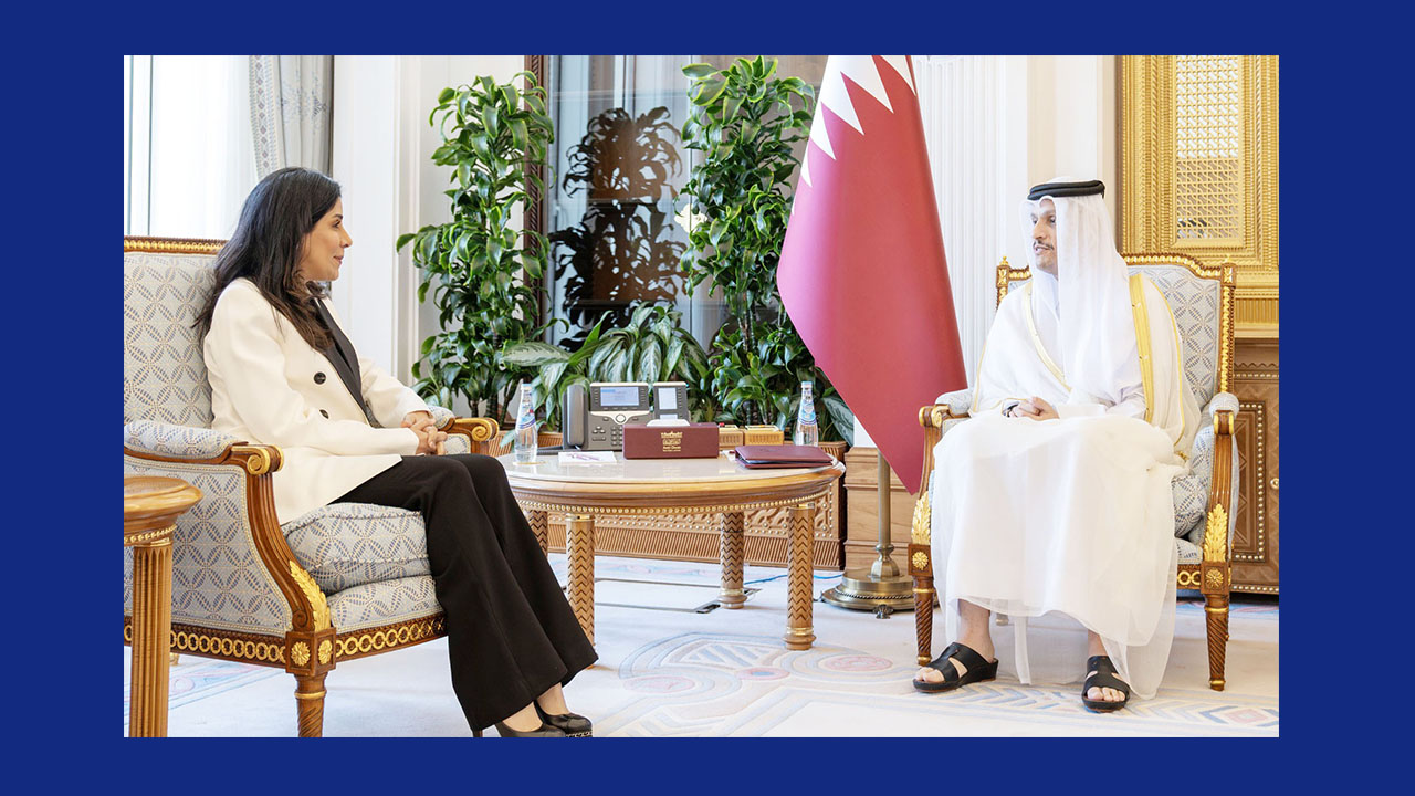 وزيرة الأشغال تبحث مع رئيس الوزراء القطري علاقات التعاون بين البلدين   